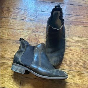 Ugg Chelsea Boot